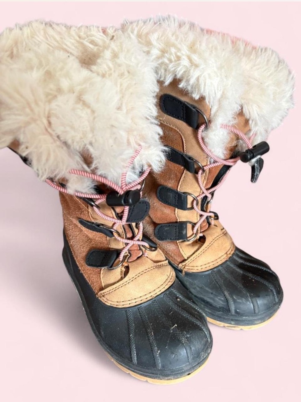 Cat & Jack Size 13 Kids Faux Fur-Lined Snow Boots in Tan & Black